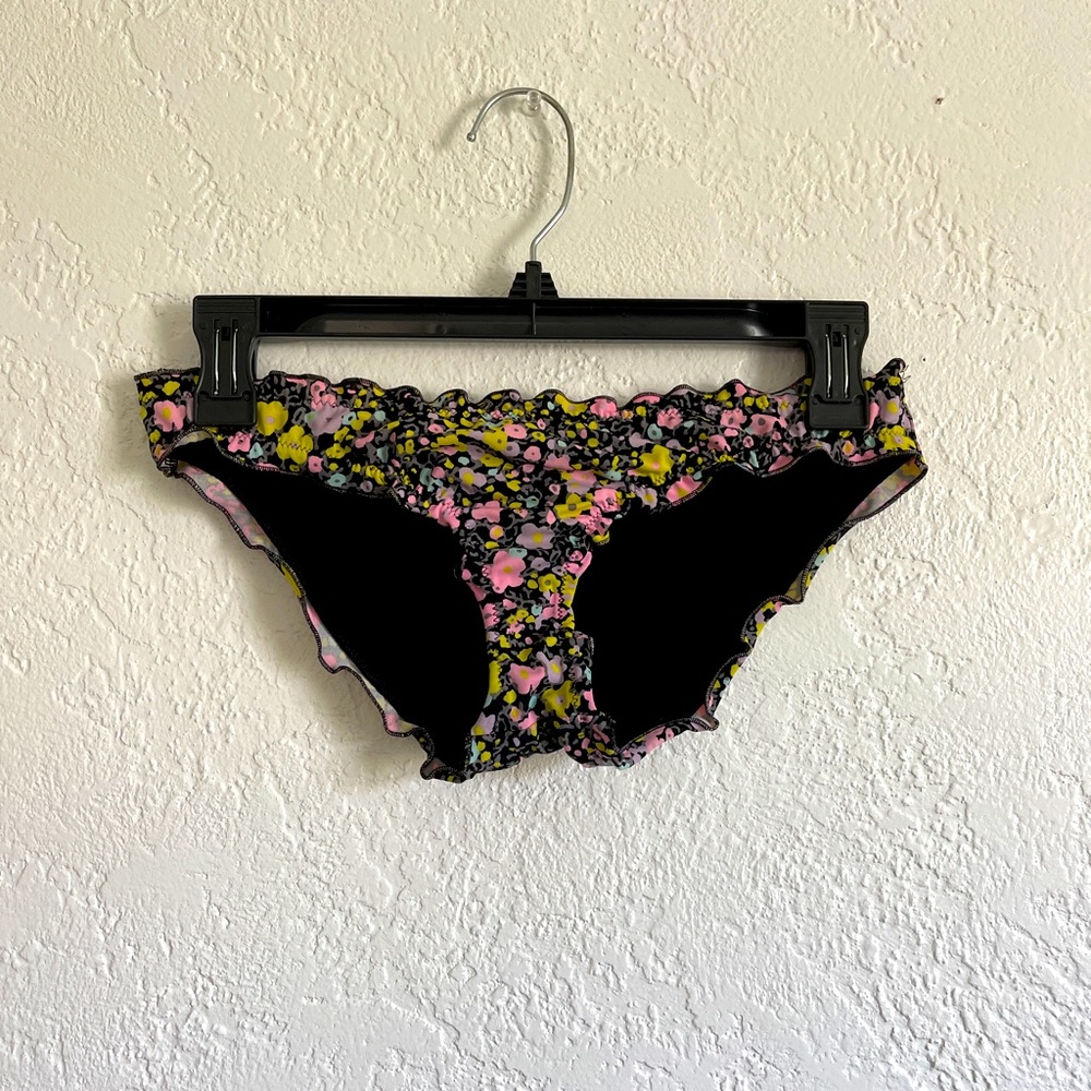 Floral Victoria’s Secret bikini bottom